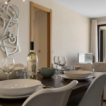 Vivi Homes - Elisa * Marbellac